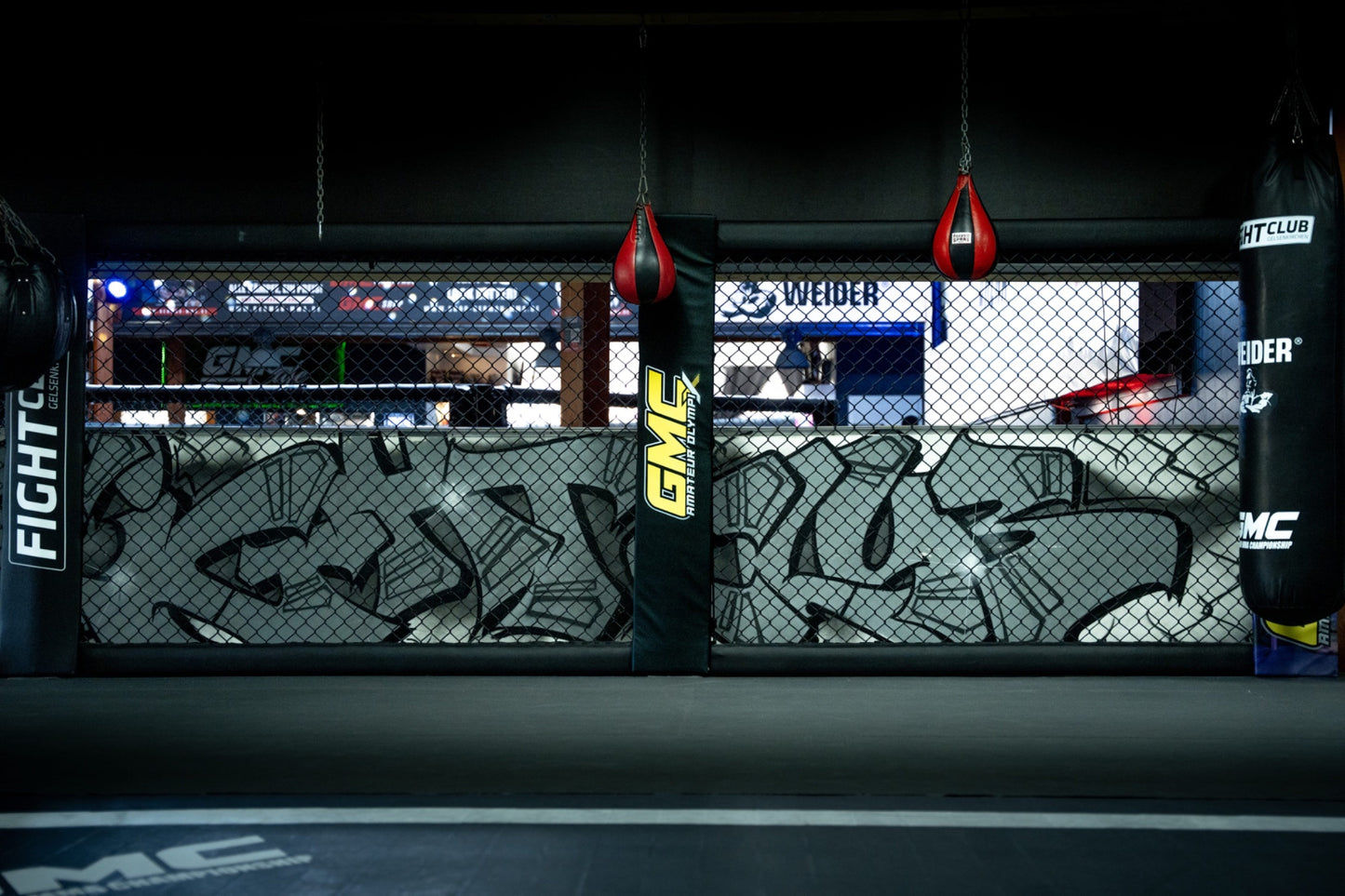 Cagewall